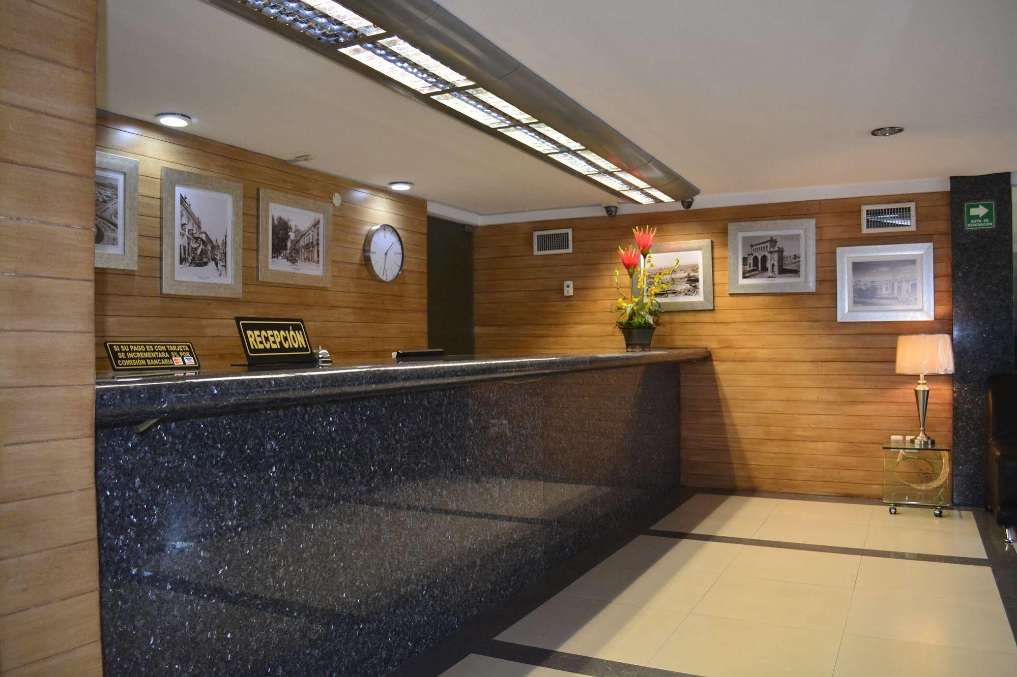 Hotel Porto Alegre Guadalajara Extérieur photo